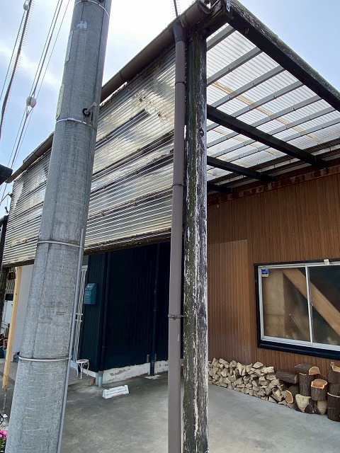 幸田町にてDIYで作成したカーポート工事のご相談、木製の骨組みが劣化しておりアルミ一体型の骨組みへ建て替えをご提案